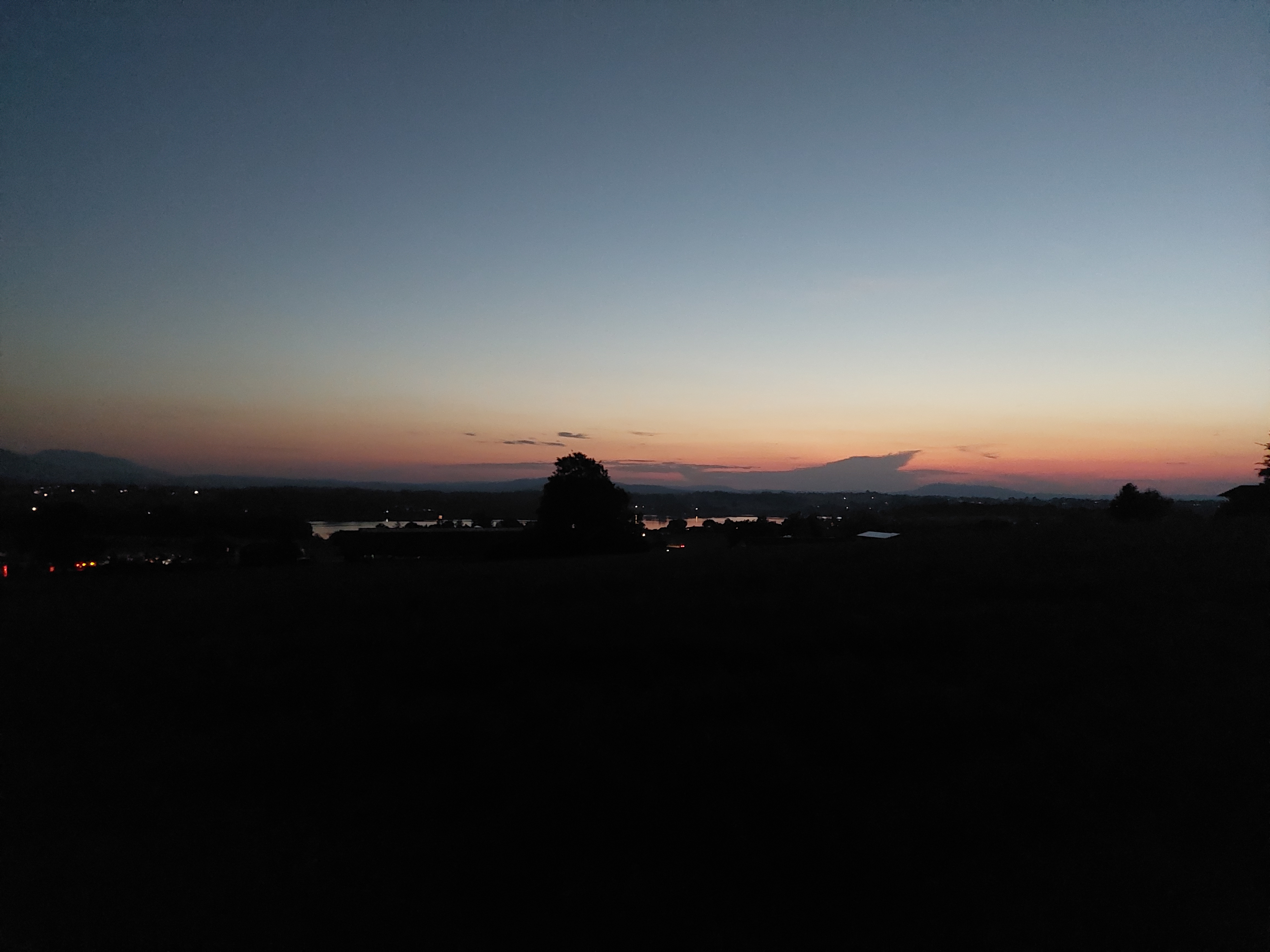 Sonnenuntergang beim RautOak Festival