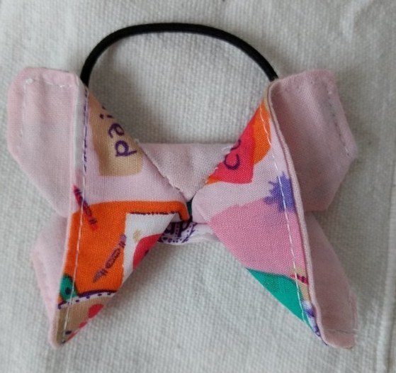 Kleine Schmetterlinge als Zopfgummi 2